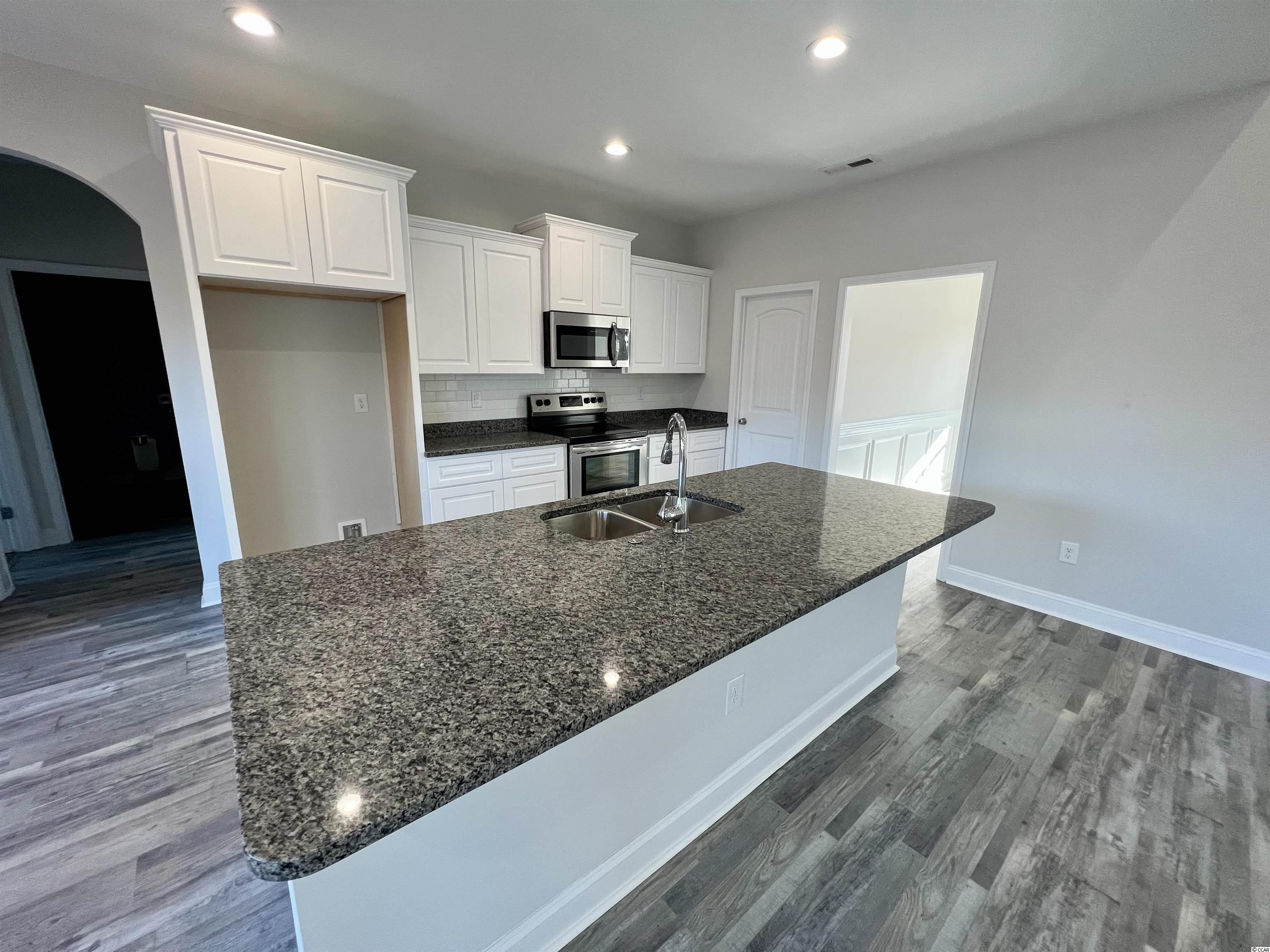 4207 Double Dee Road Aynor, SC 29511 - Photo 6 of 19 Gallery Image 6