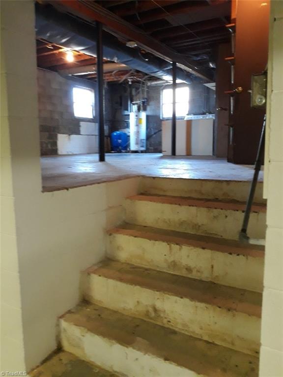 1439 Jackson Lake Road High Point, NC 27263 - Photo 6 of 8 Gallery Image 6