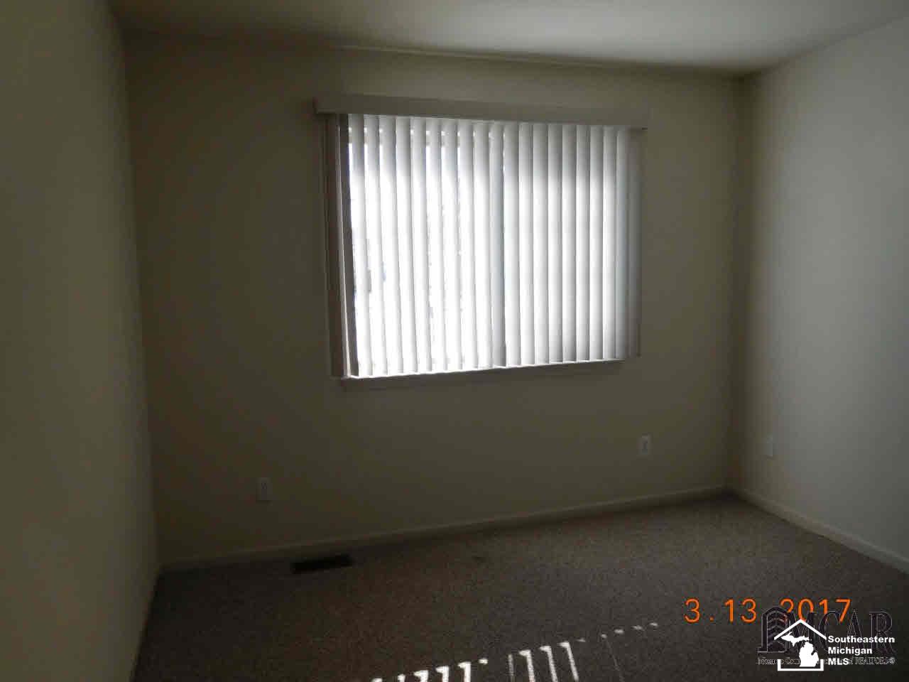 4075 Stone Post Road Newport, MI 48166 - Photo 16 of 22