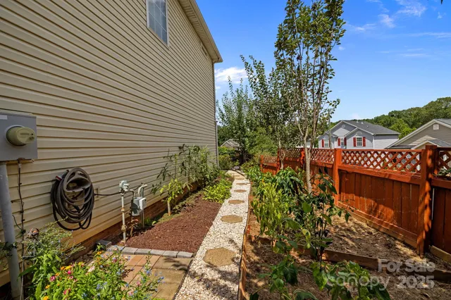 $379,000 | 3755 Brookchase Lane, Charlotte, NC 28205