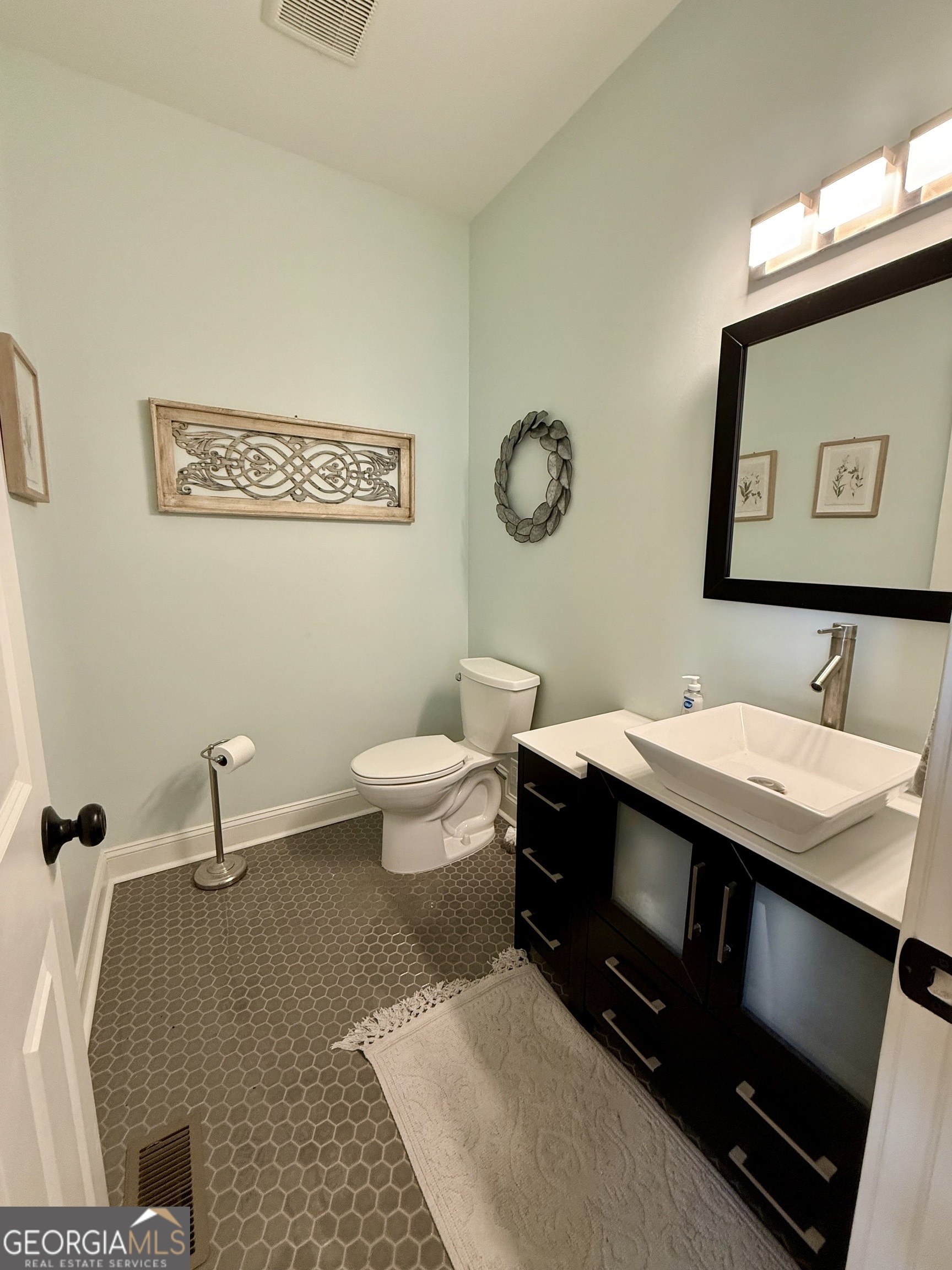 712 4th Avenue West Point, GA 31833 - Photo 6 of 60