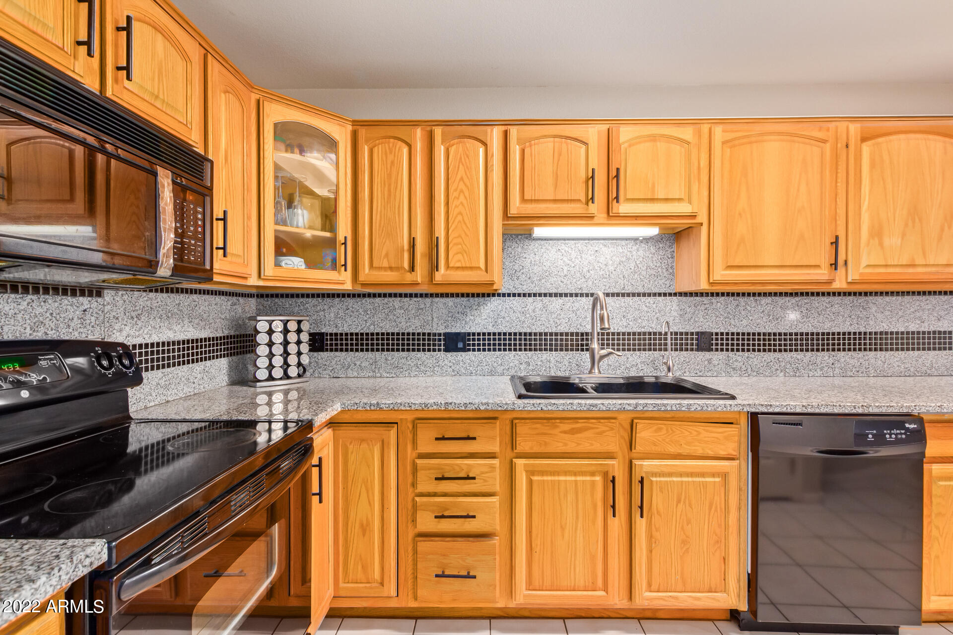 2329 North Recker Road, Unit 38 Mesa, AZ 85215 - Photo 4 of 15 0012-10-Recker