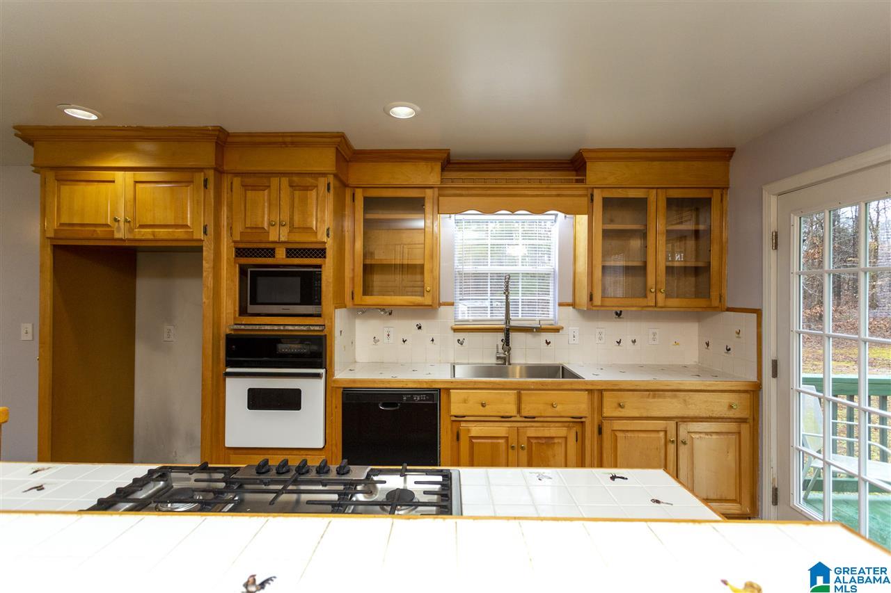 380 Brian Trail Springville, AL 35146 - Photo 8 of 34