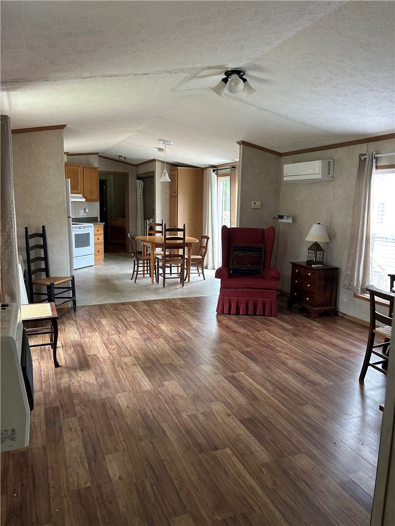 33 Hemlock Road Glocester, RI 02814 - Photo 10 of 12