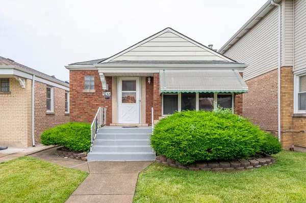 $224,900 | 8042 South Sacramento Avenue, Chicago, IL 60652