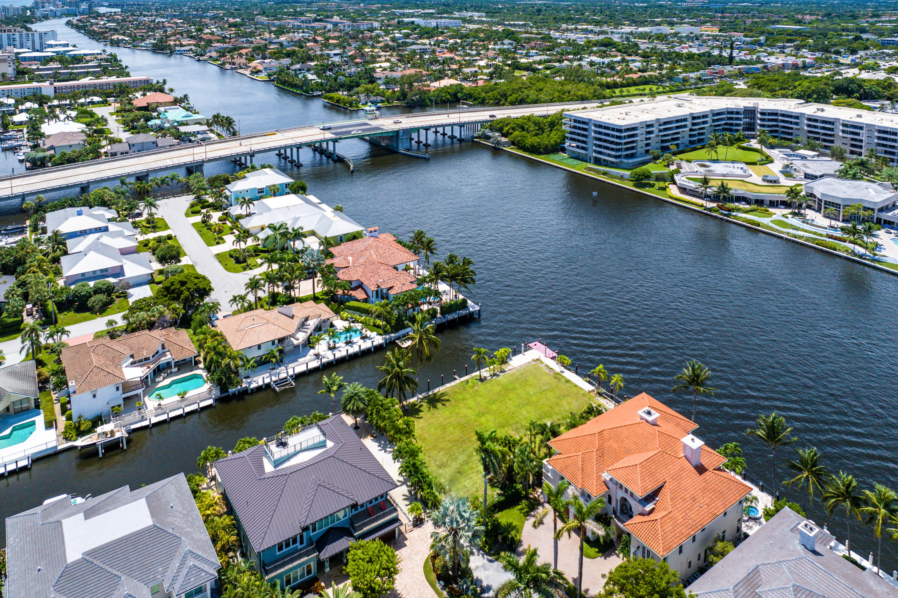 1004 Rhodes Villa Avenue Delray Beach, FL 33483 - Photo 14 of 18 014-1004RhodesVillaAvenue-DelrayBeach-FL