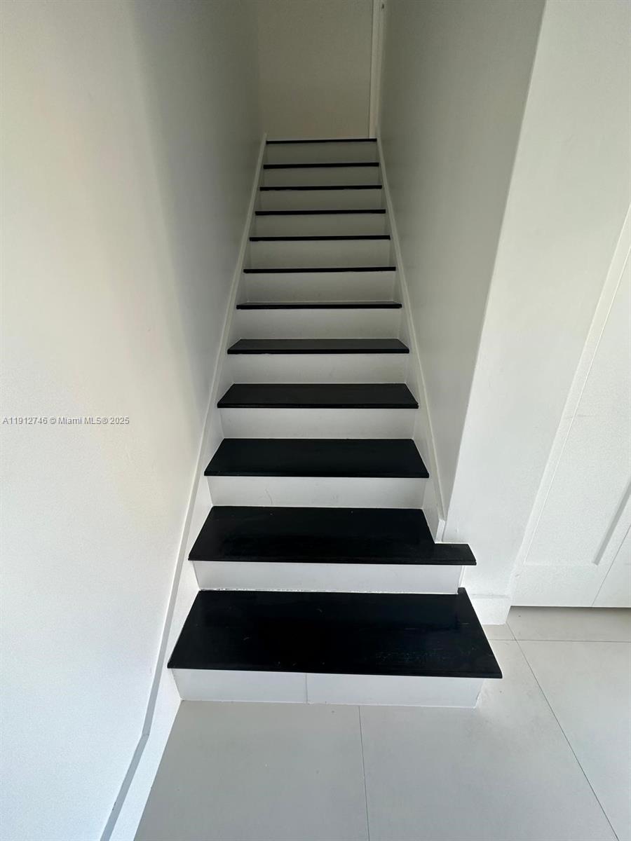 10040 Northwest 9th St Circle, Unit 202 Miami, FL 33172 - Photo 17 of 17 a view of entryway