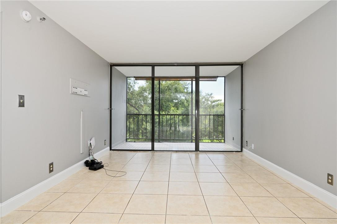 7819 Lakeside Boulevard Boca Raton, FL 33434 - Photo 12 of 33 Photo 12