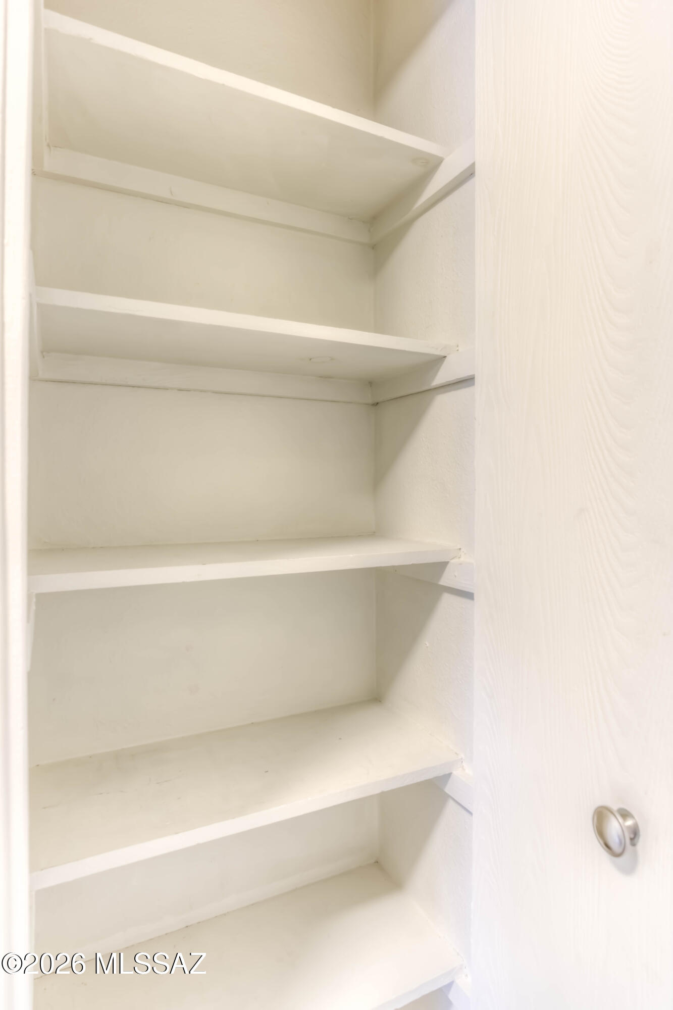 602 South Pantano Road, Unit C Tucson, AZ 85710 - Photo 16 of 29 17 Hall Linen Closet