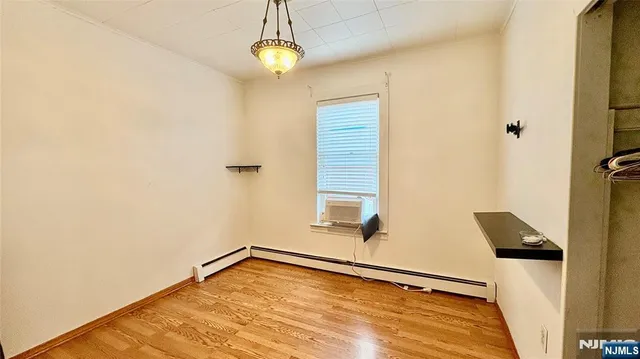 $2,100 | 143 Elm Street, Unit 2, Kearny, NJ 07032