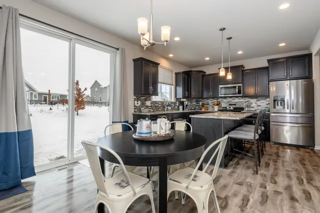 $714,900 | 3513 Olde Howell Road, Waukesha, WI 53188