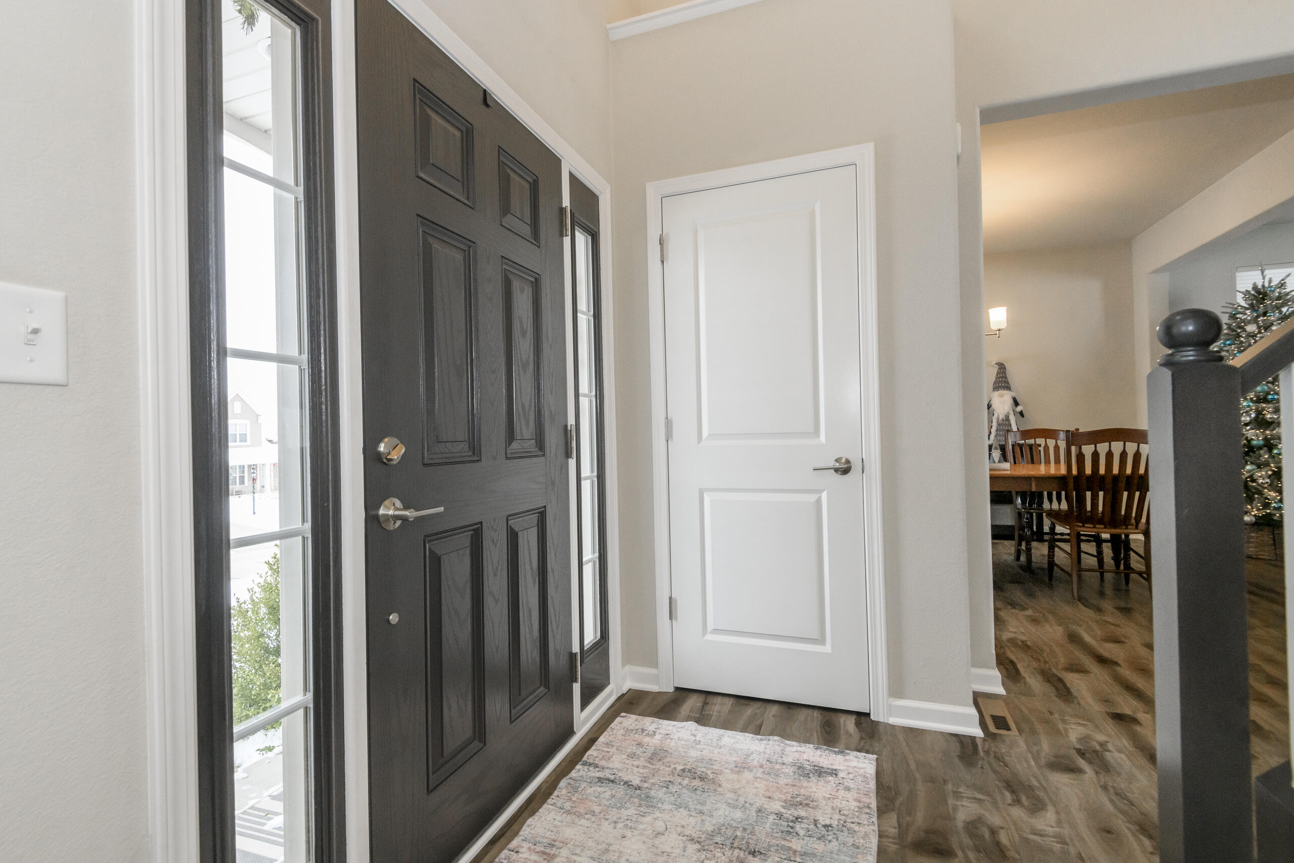 3513 Olde Howell Road Waukesha, WI 53188 - Photo 2 of 43 3513 Olde Howell-04