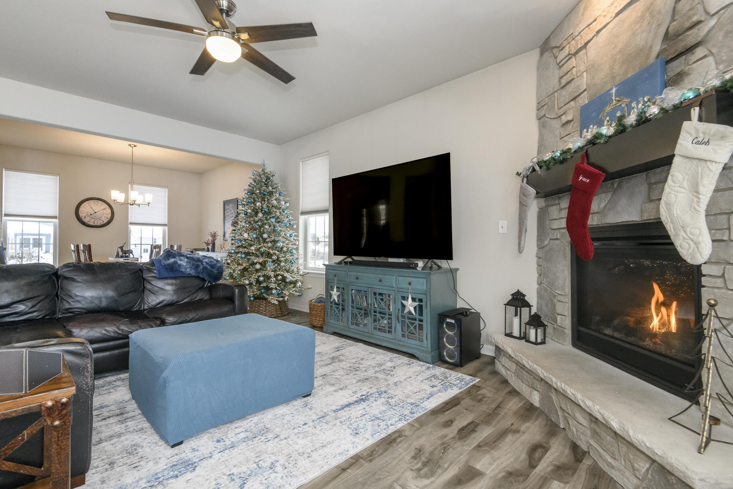 3513 Olde Howell Road Waukesha, WI 53188 - Photo 5 of 43 3513 Olde Howell-07