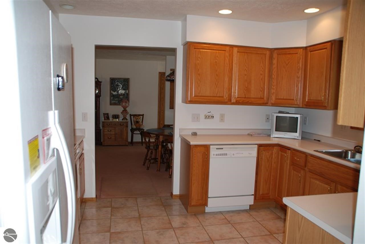 1965 Nichols Road Beulah, MI 49617 - Photo 18 of 21 1775239-17.JPG