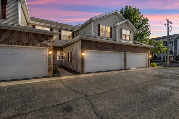 $389,900 | 3829 Maple Grove Drive, Madison, WI 53719