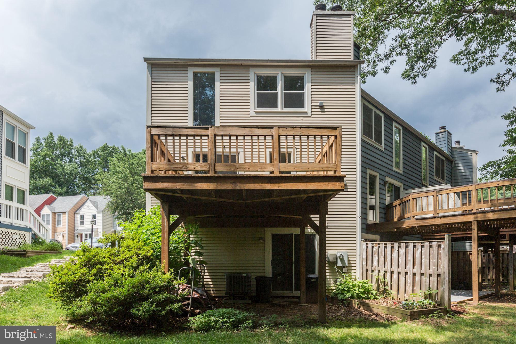 2157 Whisper Way Reston, VA 20191 - Photo 4 of 44