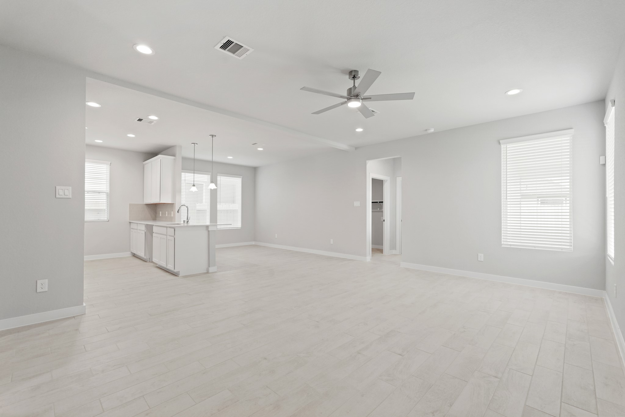 18910 Mescal Bean Lane Houston, TX 77084 - Photo 8 of 40