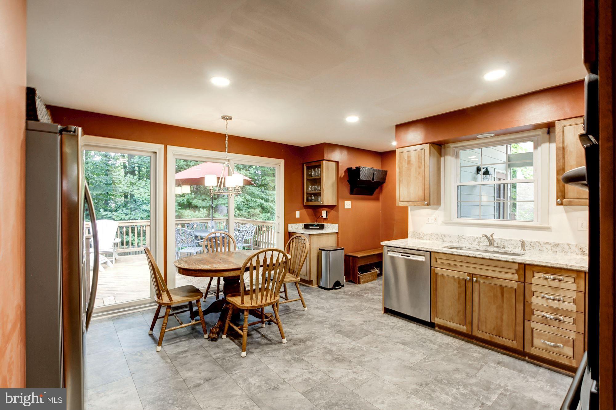 8 Crest Park Court Silver Spring, MD 20903 - Photo 14 of 36 Gallery Image 14