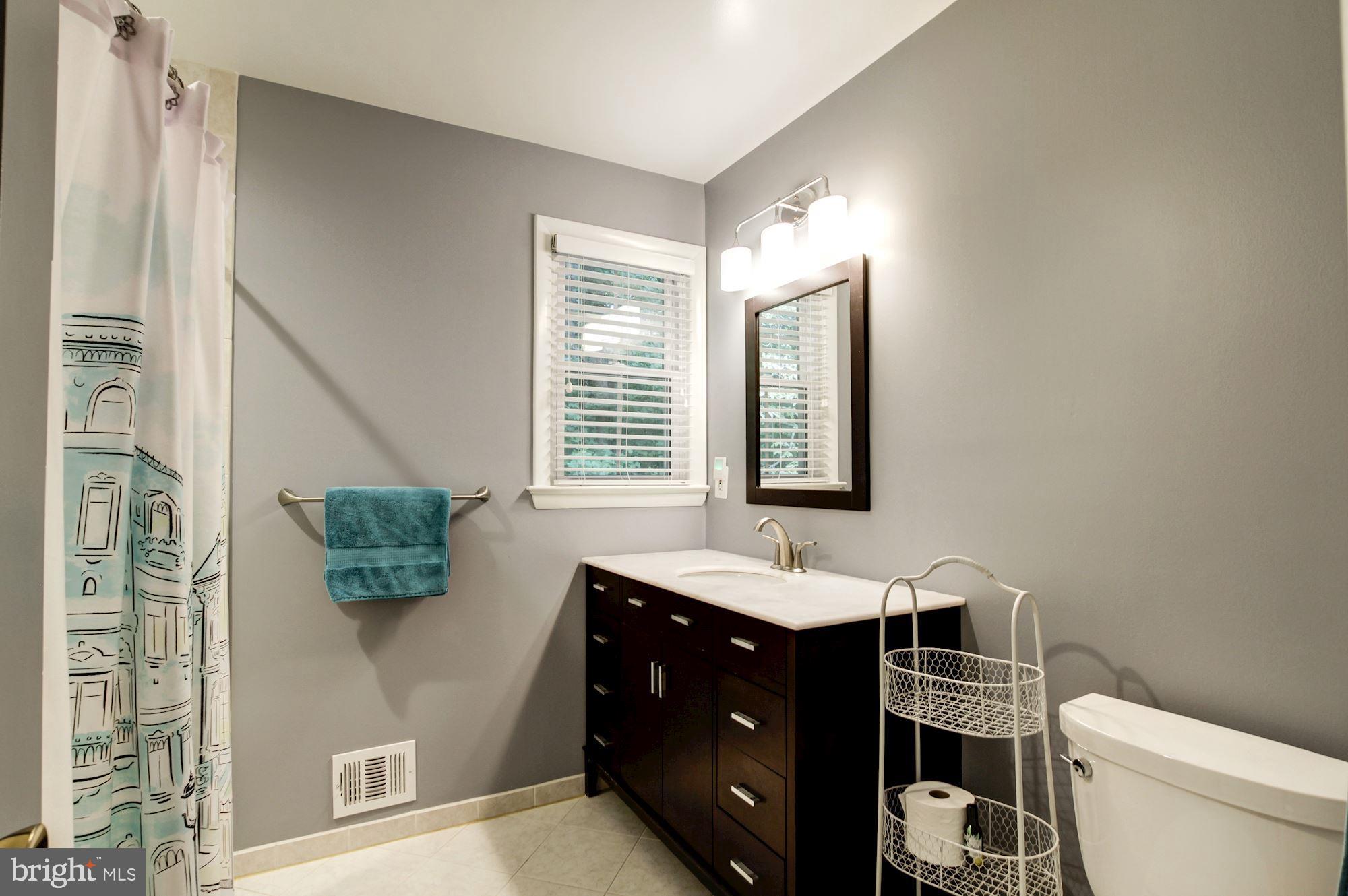 8 Crest Park Court Silver Spring, MD 20903 - Photo 31 of 36 Gallery Image 31