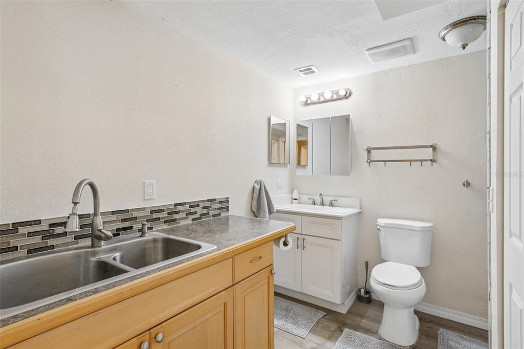 1133 Grand Boulevard Holiday, FL 34690 - Photo 11 of 35