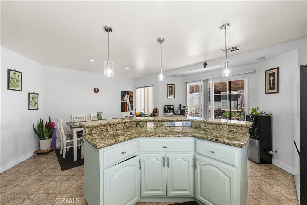 37806 Sulphur Springs Road Palmdale, CA 93552 - Photo 15 of 46