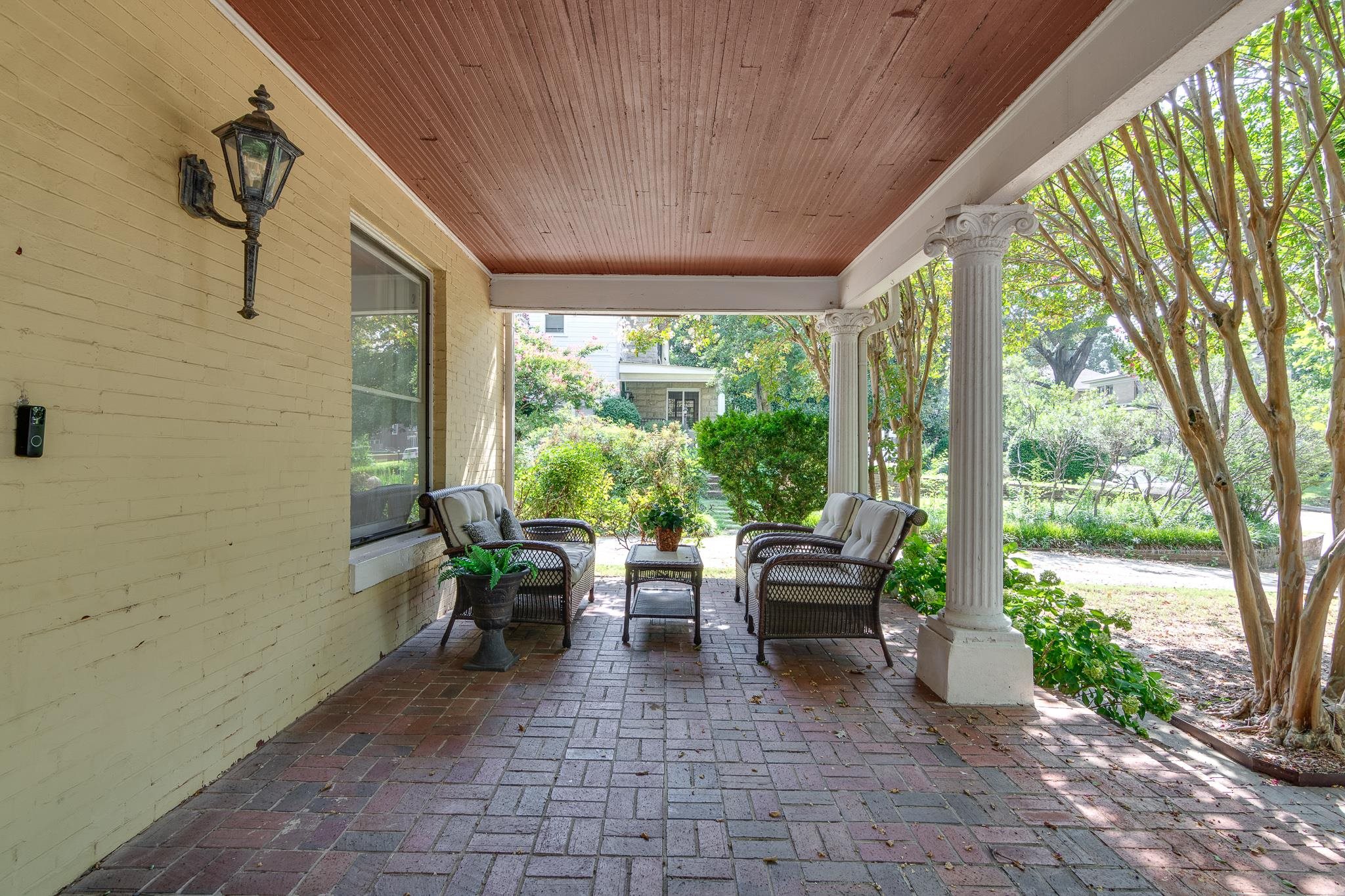 1680 Carruthers Place Memphis, TN 38112 - Photo 2 of 36 a outdoor space with furniture