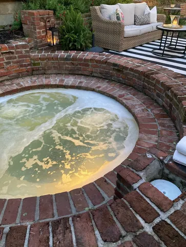 $479,000 | 1680 Carruthers Place, Memphis, TN 38112