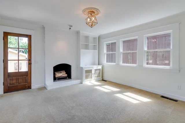 $479,000 | 1680 Carruthers Place, Memphis, TN 38112