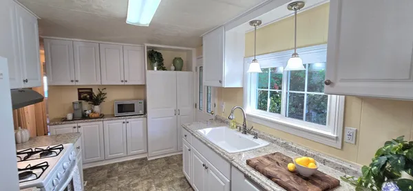 $230,000 | 103 Full Circle, Davis, CA 95618