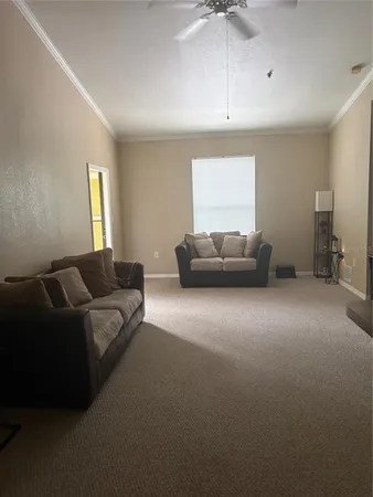 $1,595 | 10213 Courtney Palms Boulevard, Unit 301, Tampa, FL 33619