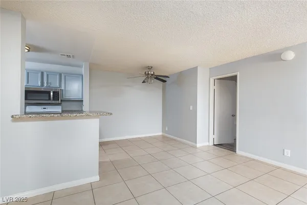 $1,500 | 2200 South Fort Apache Road, Unit 2169, Las Vegas, NV 89117