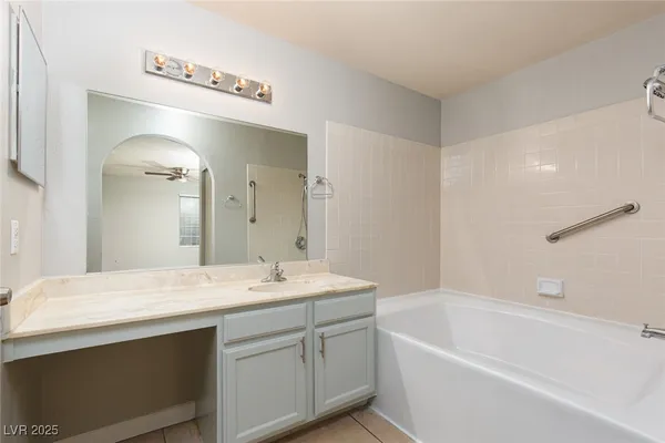 $1,500 | 2200 South Fort Apache Road, Unit 2169, Las Vegas, NV 89117