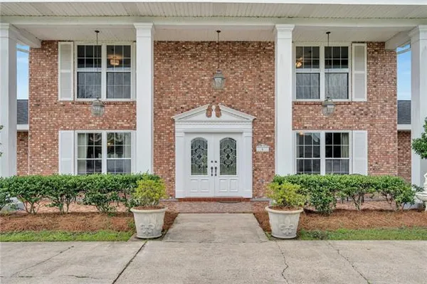 $615,000 | 6 West Levert Drive, Luling, LA 70070