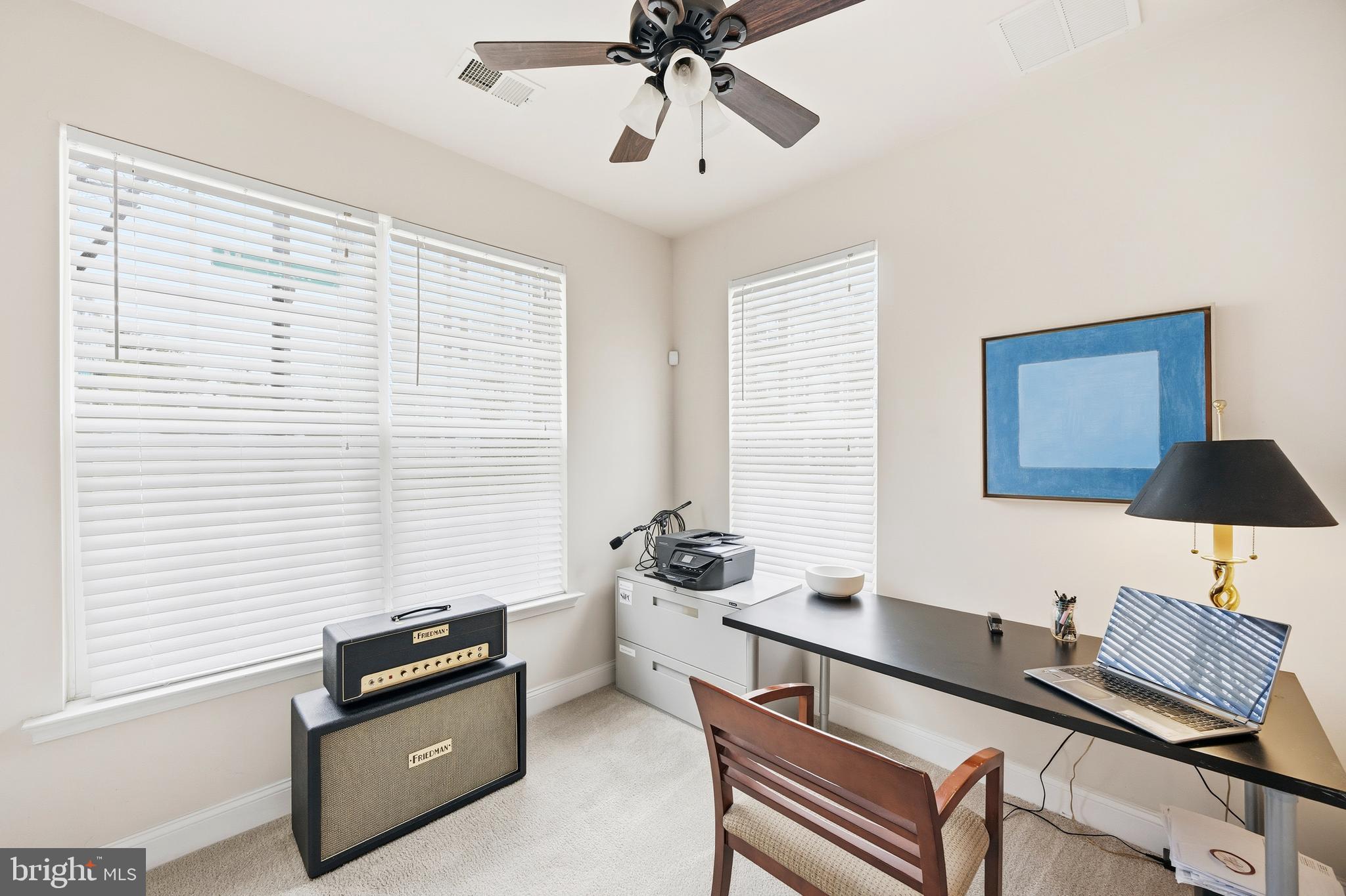 31 Meridian Lane Towson, MD 21286 - Photo 4 of 25 a workspace with furniture and window