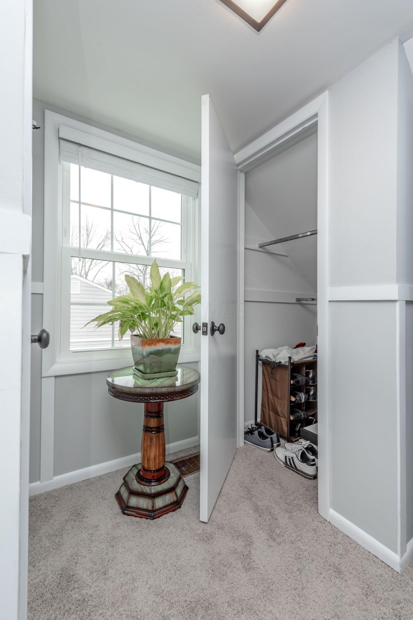 2217 Shrewsbury Road Columbus, OH 43221 - Photo 20 of 38 Shrewsbury 21