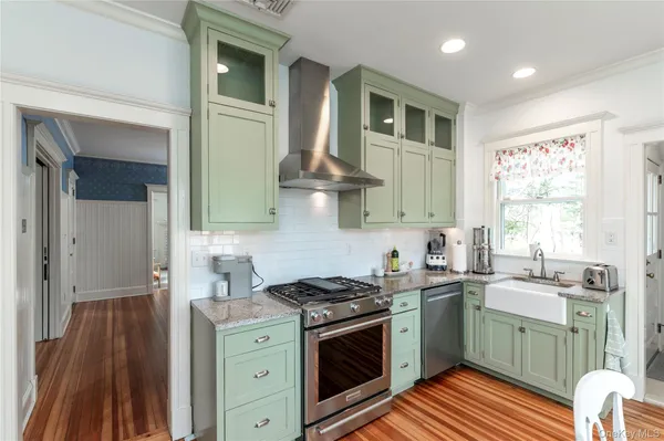 $775,000 | 536 Kings Highway, Valley Cottage, NY 10989