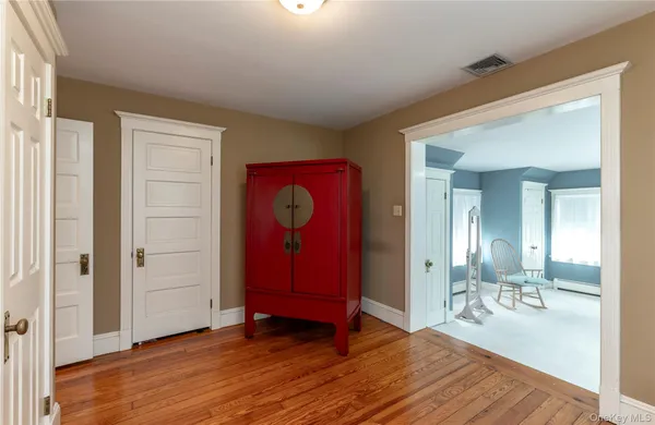 $775,000 | 536 Kings Highway, Valley Cottage, NY 10989