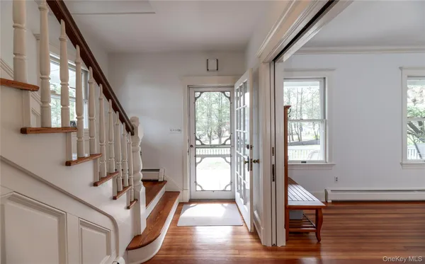 $775,000 | 536 Kings Highway, Valley Cottage, NY 10989