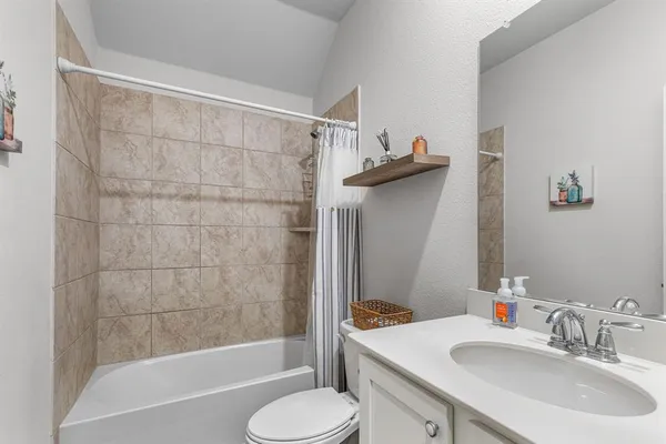 $329,000 | 3105 Denver Avenue, Aubrey, TX 76227