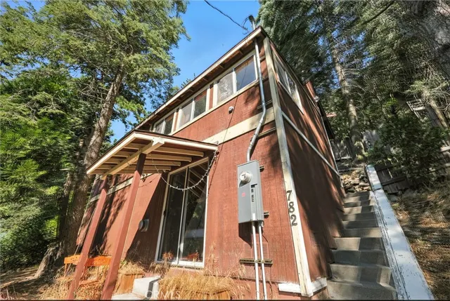 a view of outdoor space