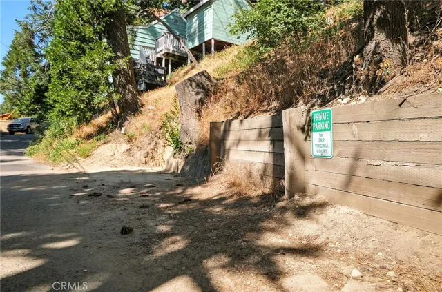 $2,500 | 782 Virginia Court, Lake Arrowhead, CA 92352