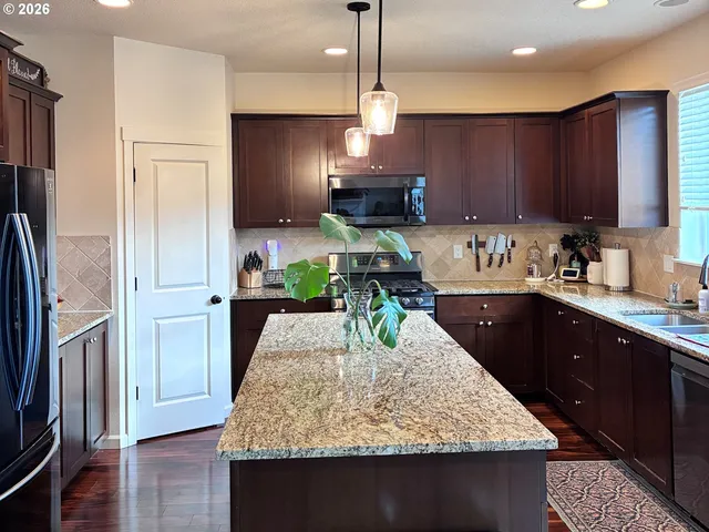 $635,000 | 14009 Northeast 102nd Street, Vancouver, WA 98682