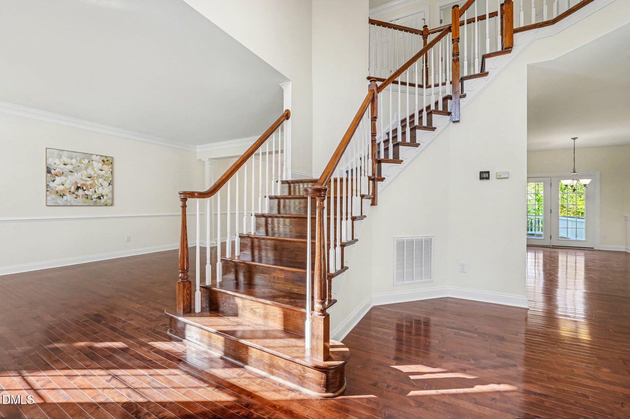 9441 Collingdale Way Raleigh, NC 27617 - Photo 6 of 32 007_file_2761