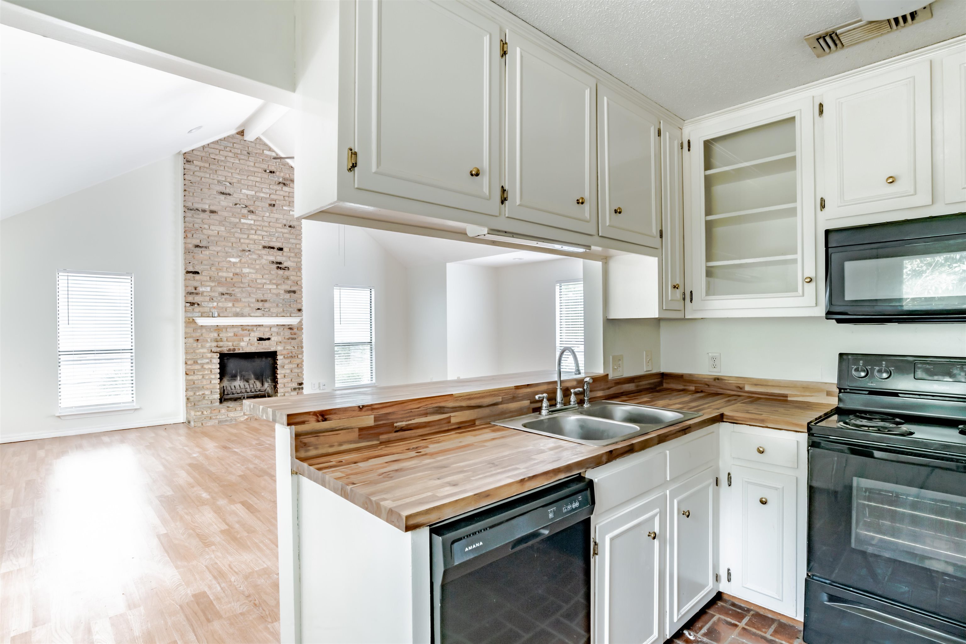 131 Montclair Loop Daphne, AL 36526 - Photo 4 of 19