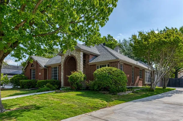 $2,750 | 2716 Rocky Creek Drive, Mansfield, TX 76063