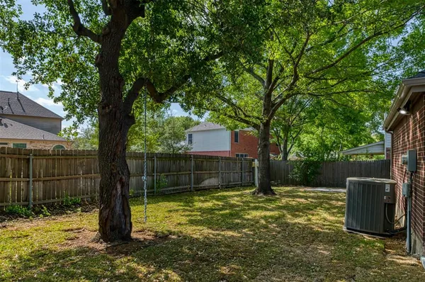 $2,750 | 2716 Rocky Creek Drive, Mansfield, TX 76063