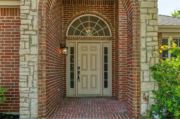 $2,750 | 2716 Rocky Creek Drive, Mansfield, TX 76063