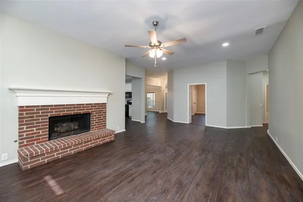 $2,750 | 2716 Rocky Creek Drive, Mansfield, TX 76063