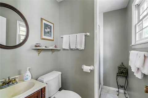 $399,000 | 4505 West 77th Street, Prairie Village, KS 66208