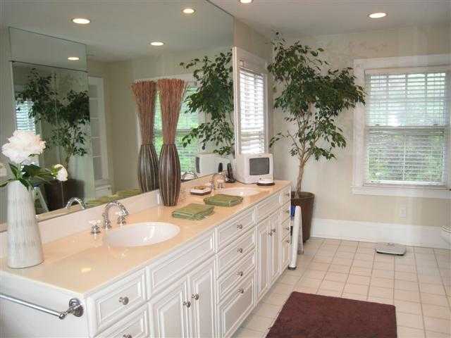 2413 Bexley Park Road Bexley, OH 43209 - Photo 12 of 18